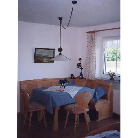 Haus Anja 公寓 *